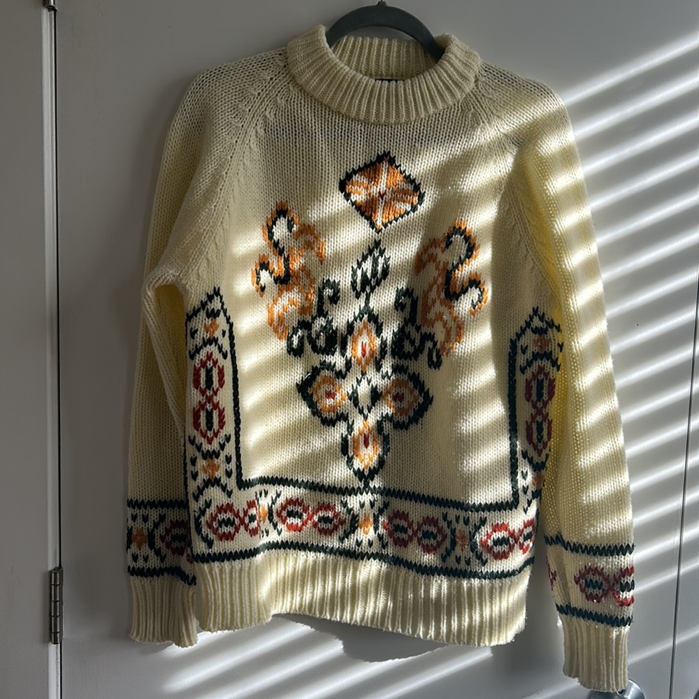 Knit sweater - Picture 5 of 7